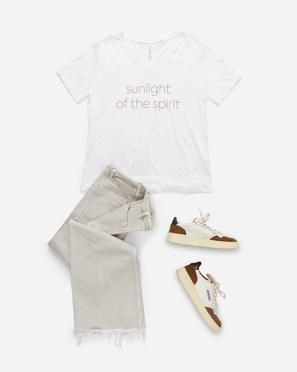 the magic v neck tee